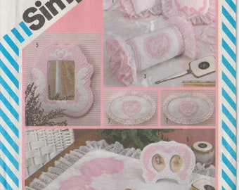 Vintage 80's Simplicity 6139 Shadow Quilting Pillows Dresser Scarf Frames Hoop Art Marjorie Puckett, Home Decor Gifts UNCUT FF