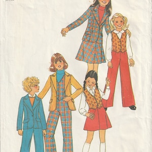 VTG années 70 simplicité 7606 filles veste sans doublure, gilet, pantalon, jupe coutures princesse, pli dans le dos jupe trapèze pantalon évasé taille 8