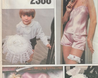Vogue 2388 Wedding Accessories Camisole Panties Garter Handkerchief Lined Gift Bag Sachet Ring Pillow 80's Sewing Pattern & Transfer UNCUT