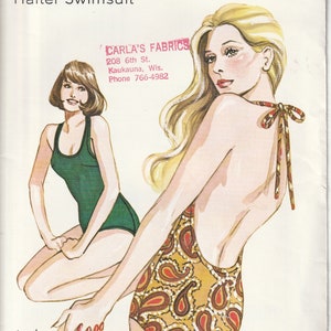 Op de afbeelding: Een naaipatroon voor een halter badpak. Het patroon is voor maten 14-16-18. Het patroon is van Kwik-Sew en heet "Ladies' One Piece Halter Swimsuit".