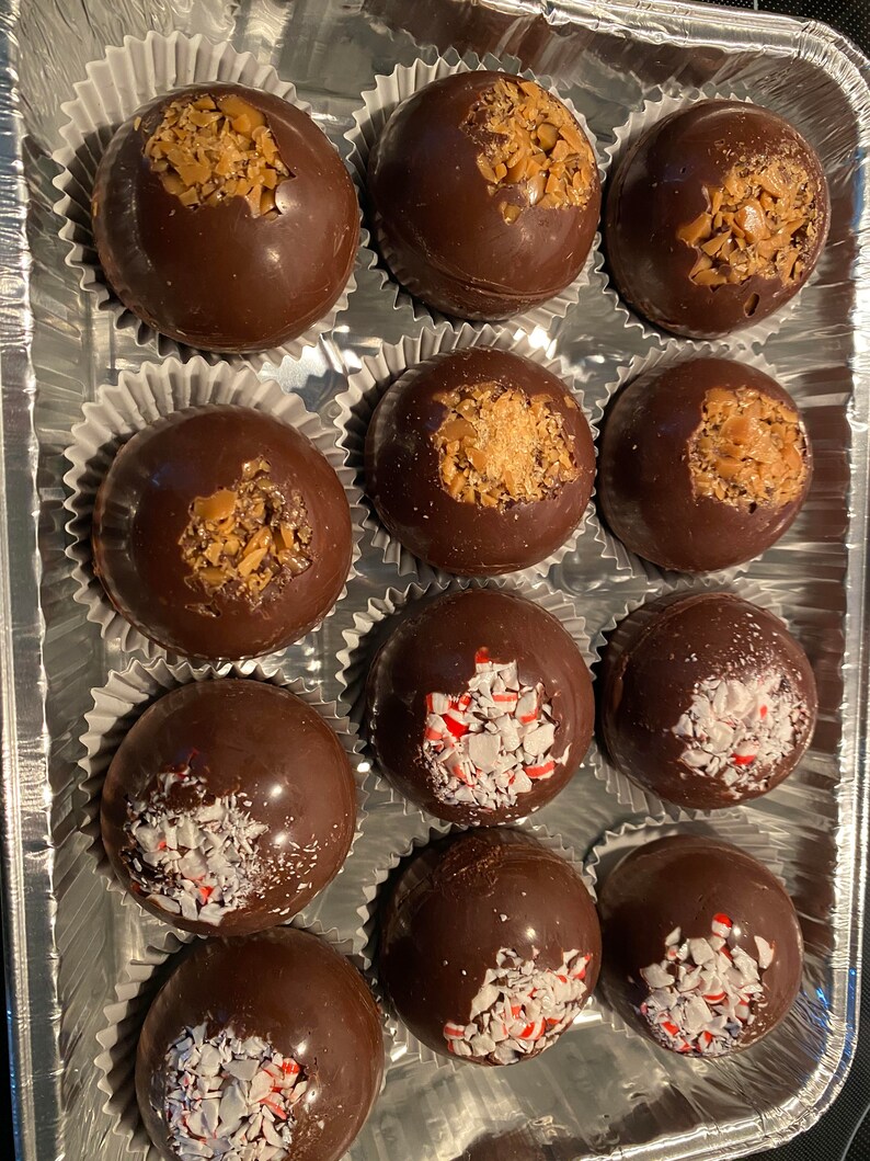 Hot Cocoa Bombs Buy 2 get 1 Free on original flavors