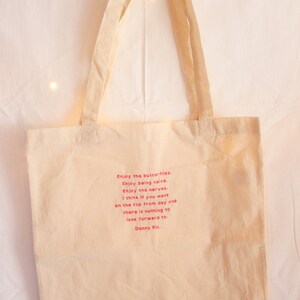 enjoy  butterflies daniel ricciardo quote tote bag etsy