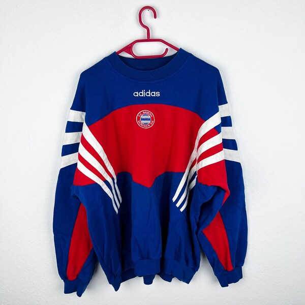 Vintage Adidas Sweater SIZE L-XL FCB Bayern Best Classic