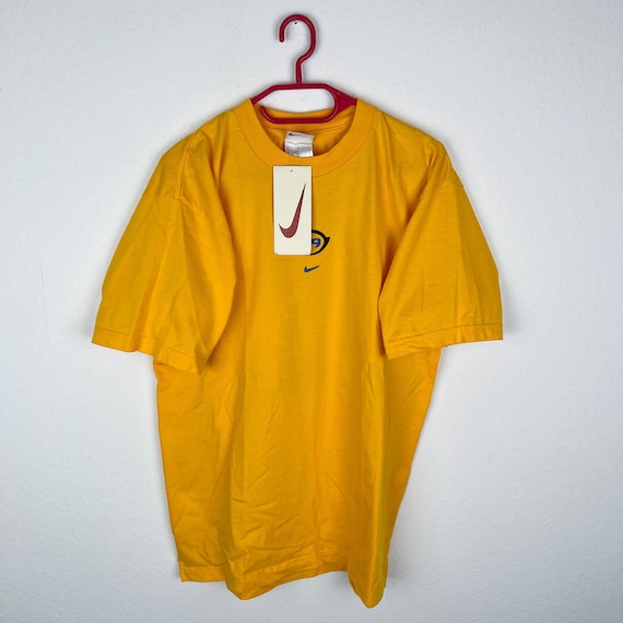 Nike Ronaldo Brasil SIZE M Shirt Vintage Deadstock Best