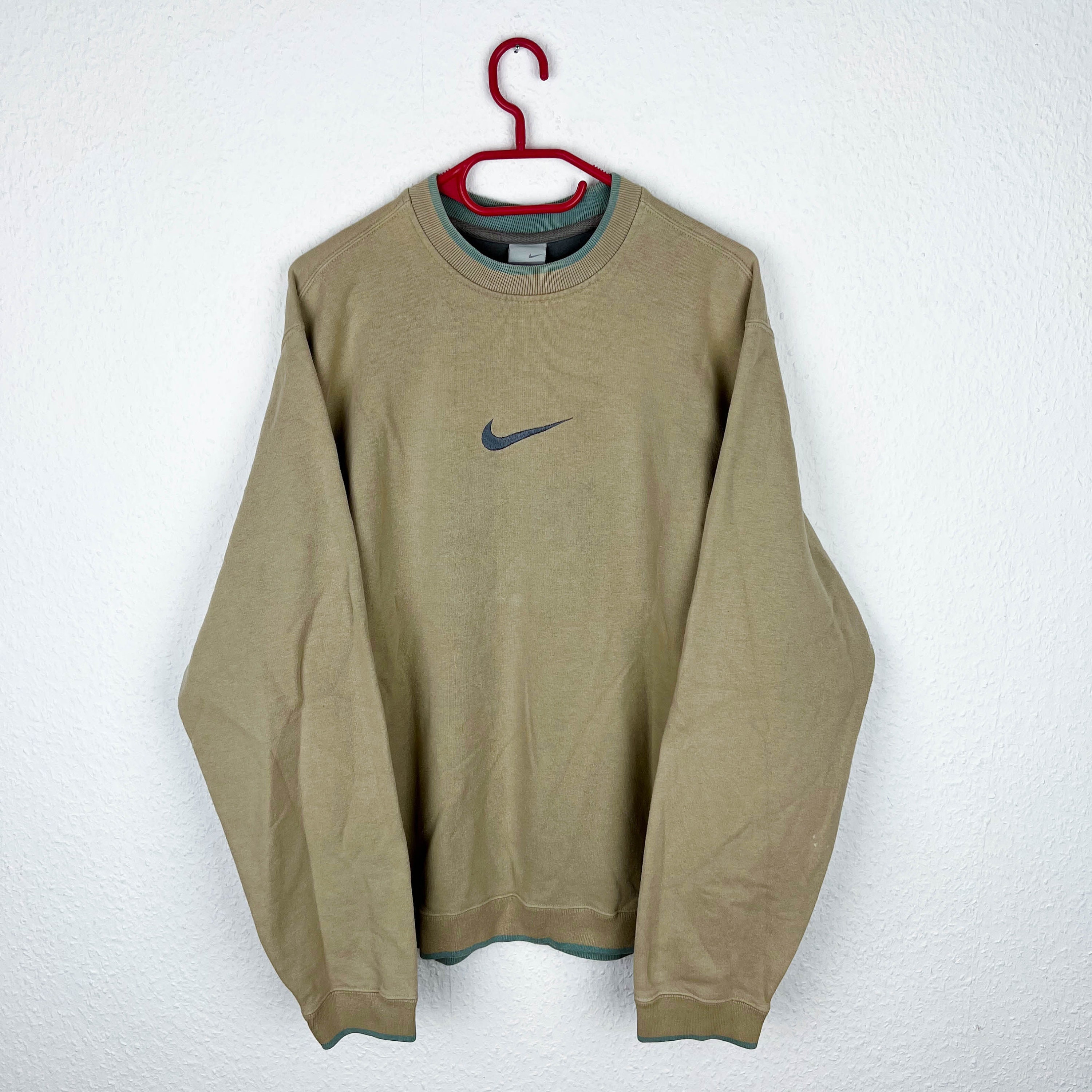 nike brown vintage crewneck