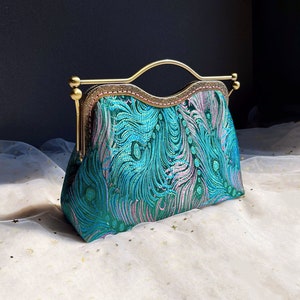 Blau rosa, Umhängetasche, blaue Pfauenfedern Abendtasche, handgemachte Clic Clac Tasche, Hochzeitstasche.Damentasche, blaue Clutch.