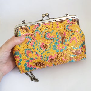 Yellow clutch, peacock feather pattern, yellow clutch, shoulder bag, handmade in Chinese embroidered silk fabric image 4
