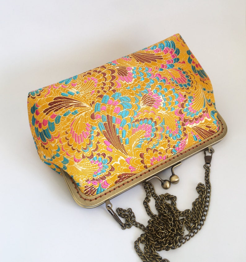 Yellow clutch, peacock feather pattern, yellow clutch, shoulder bag, handmade in Chinese embroidered silk fabric image 3