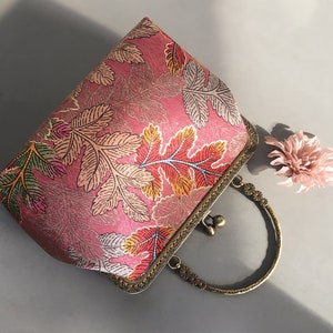 Handgefertigte Tasche aus traditionellen chinesischen Stoffen