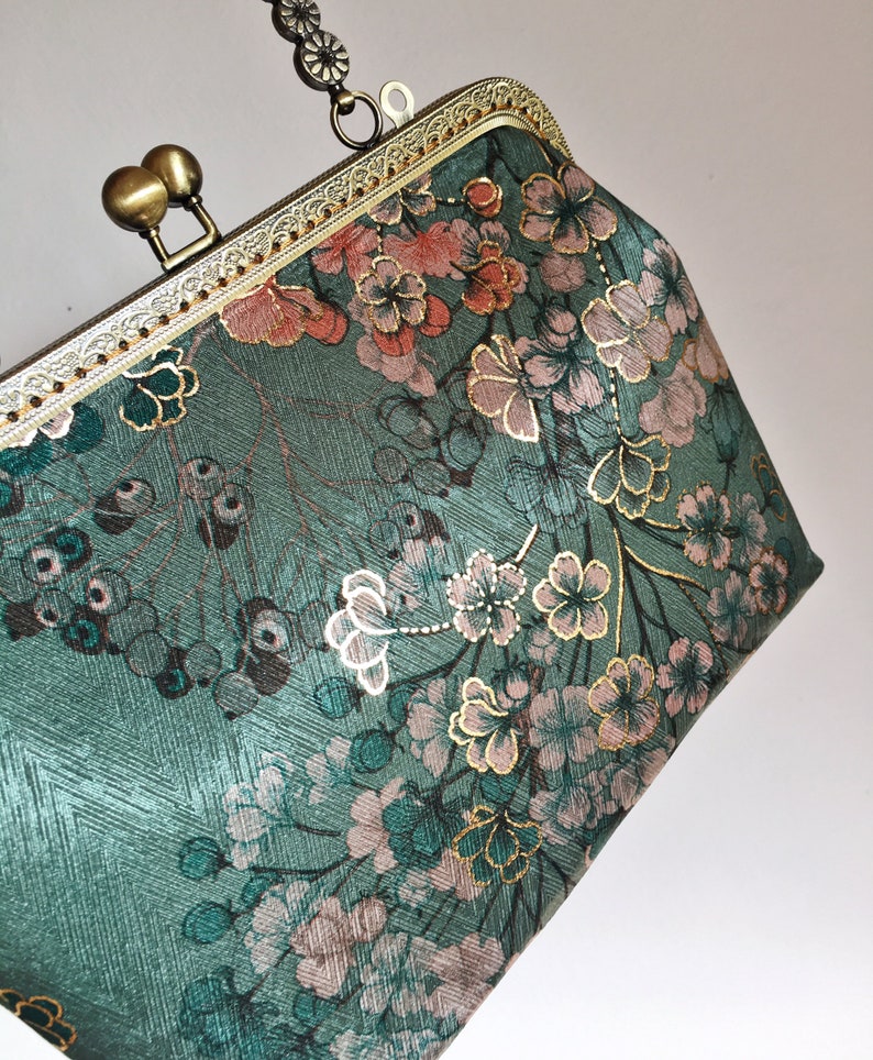 Clutch bag Shoulder bag green pink evening bag handmade, japanese flower immagine 3