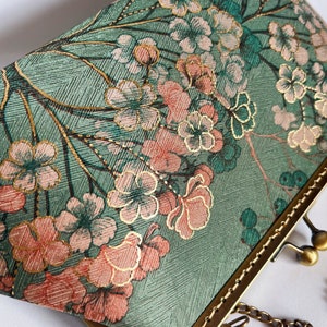 Clutch, clutch verde, bolso de noche, bolso de noche hecho a mano, con estampado de flores orientales imagen 7