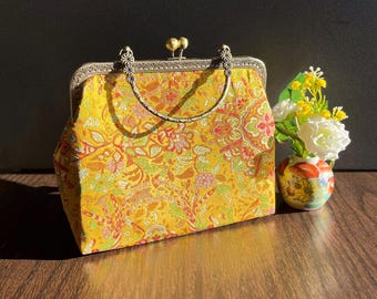 Golden shoulder bag, yellow evening bag, Japanese bag, silk feel bag, evening bag, flower fantastic, wedding bag.clic clack bag.golden clutch