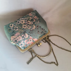 Clutch bag Shoulder bag green pink evening bag handmade, japanese flower immagine 8