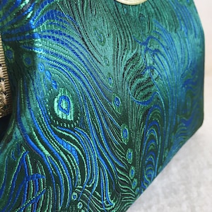 Green shoulder bag Green peacock feathers evening bag handmade in Chinese fabric image 8