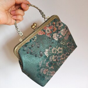 Clutch bag Shoulder bag green pink evening bag handmade, japanese flower immagine 2