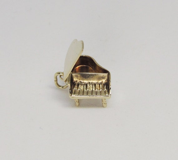 Vintage 14Kt Gold Piano Charm (872) - image 3