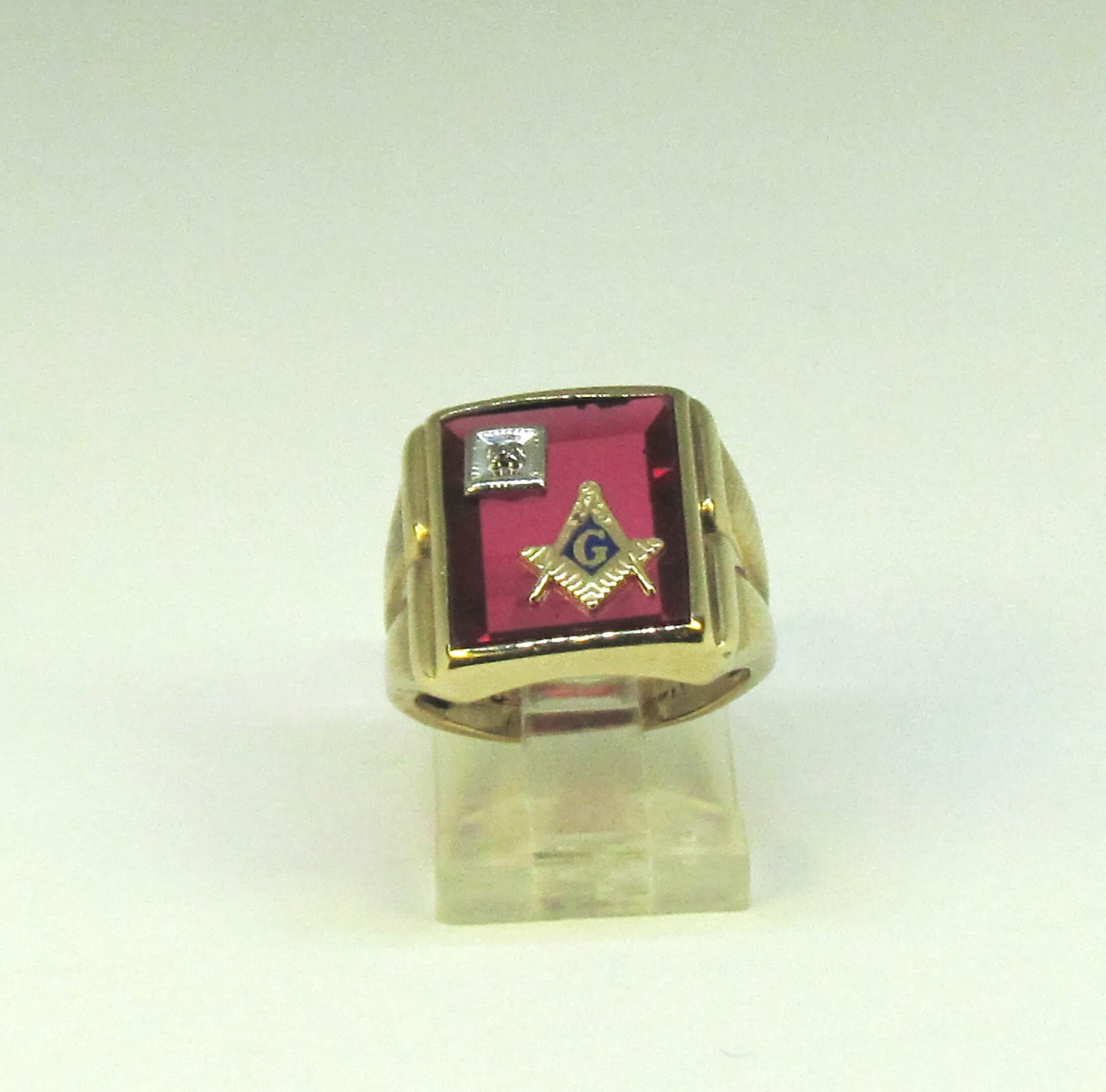 Masonic ring red stone online
