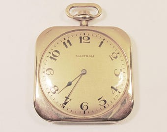 14K Yellow Gold Waltham Pocket Watch With Star Flower Engraved