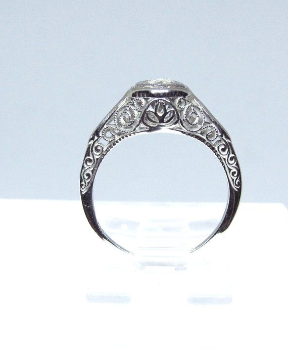 Estate Diamond Ring in 18Kt White Gold Filigree S… - image 3