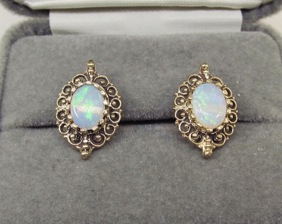 Opal Earrings Victorian Style 14Kt Gold (1027)