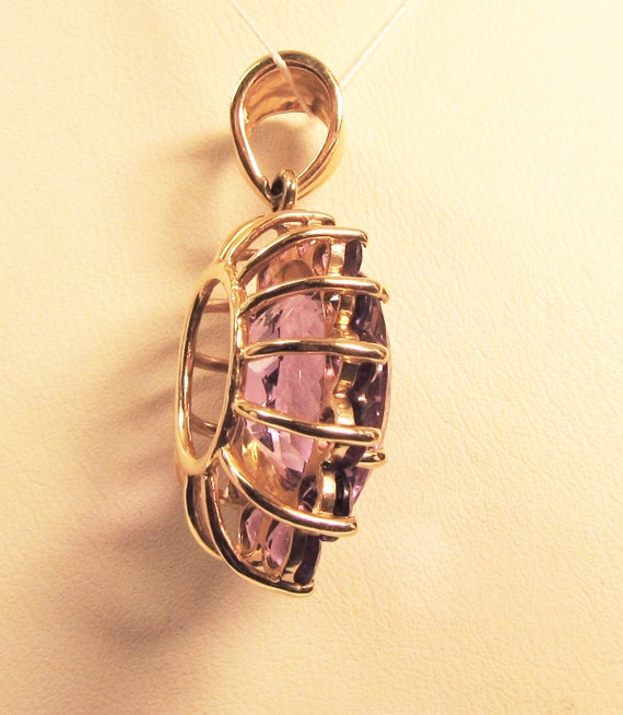 Amethyst and 14Kt Gold Pendant (1002) - image 2