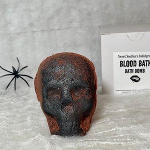 BLOOD BATH Bath Bomb, Skull Bath Bomb, Blood Bath Bomb, Spooky Bath Bomb, Foaming Bath Bomb, Halloween Bath Bomb, Boo Basket Gift