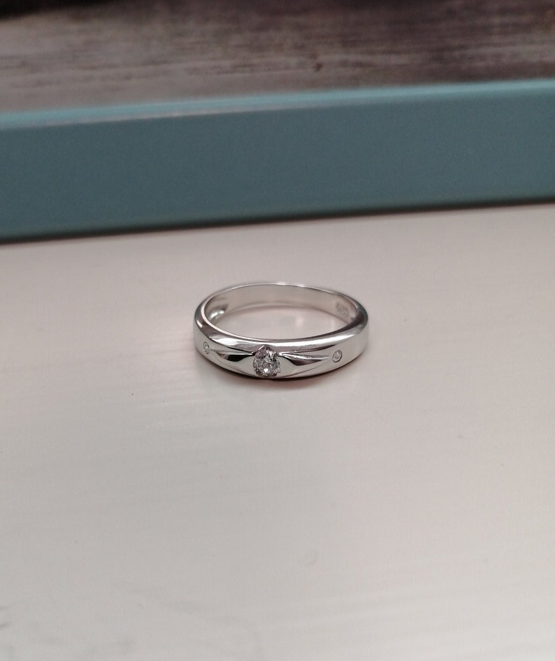 Sterling Silver Crystal Ring 925 stamped 18mm 17mm