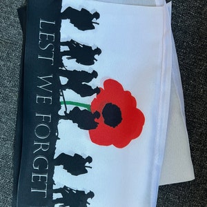Lest we forget Pack of 4 mini flags 22cm x 15cm 9x6 inches flag