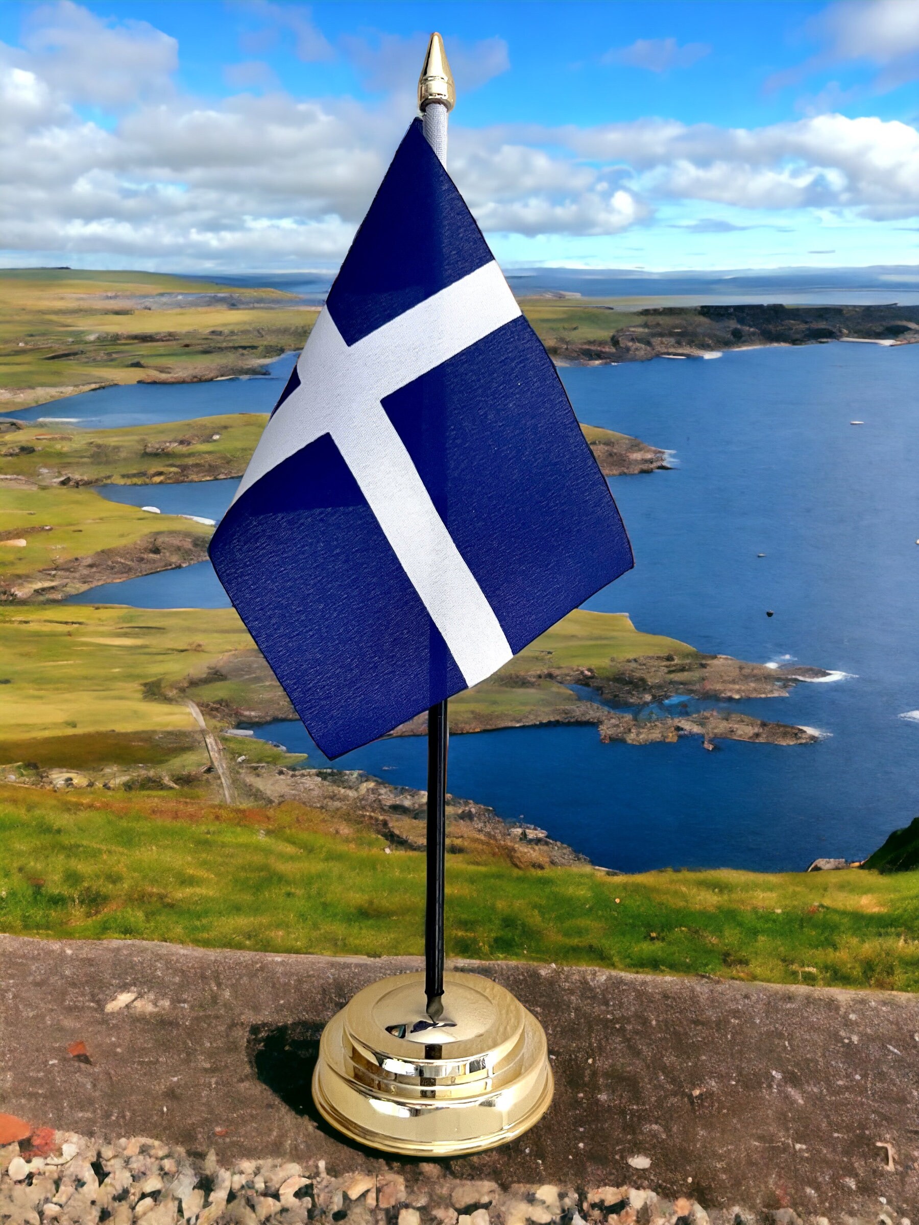 SHETLAND ISLANDS table flag and golden base Shetlands shetland isles