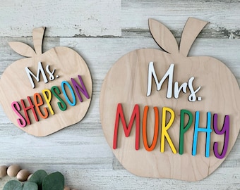 Personalized Apple Teacher Sign Gift for Teachers Customized Desktop Gift Apple Teacher Desktop Classroom Decor Mini Apple Sign Teacher Name