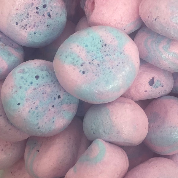 Cotton Candy Sugar Pillows, Cotton Candy Salt Water Taffy Freeze Dried, Puffy Candy, Freeze Dried Candy