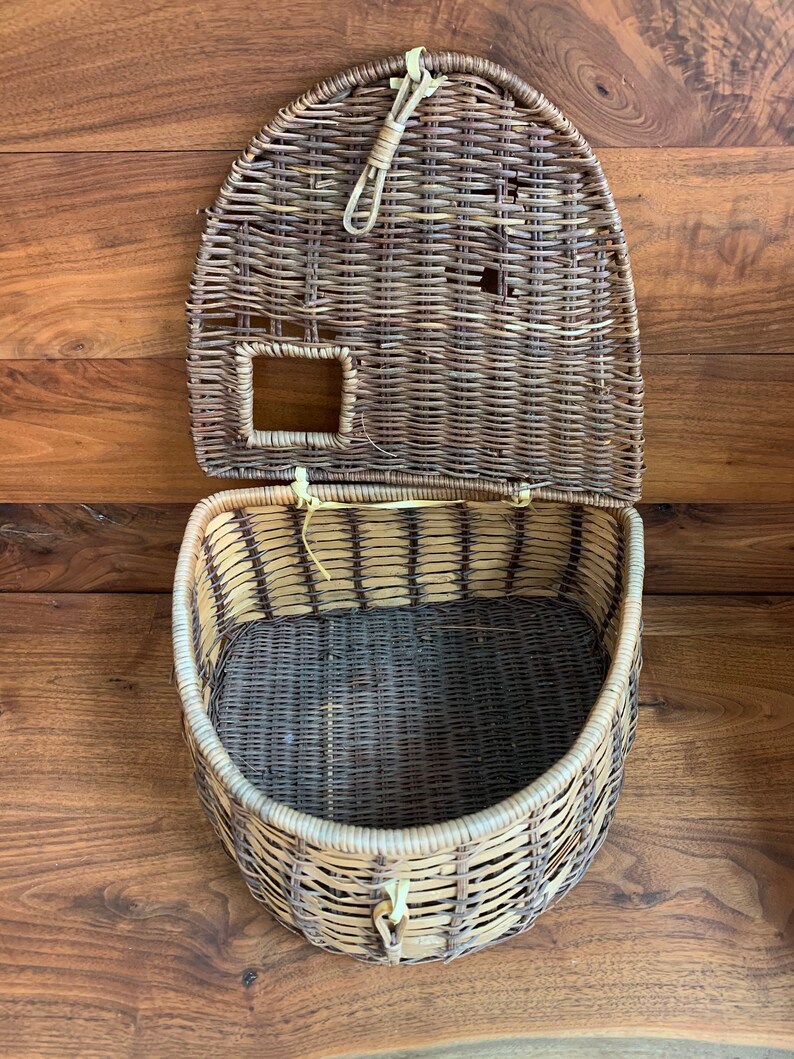 Vintage Wicker Fishing Basket Sports Outdoor Recreation Toys Games