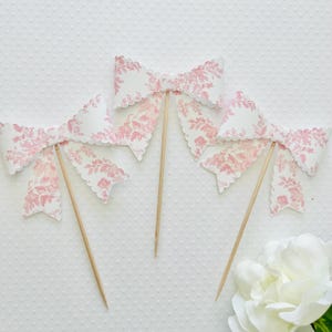 Pink Toile Bow Baby Cupcake Toppers, Chinoiserie Cupcake Topper, Pink Floral Rose  Baby Shower Cupcake Topper, Coquette Girl Party