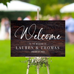 Custom Wedding Welcome Sign Dark Wood background Wedding wood Welcome Sign Outdoor Wedding Welcome Sign for Wedding Gift Indoor Wedding Sign