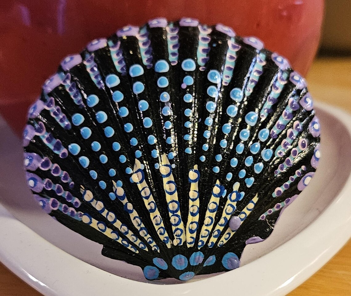 Unique** Cape Cod Hand-painted Scallop Shell - Etsy