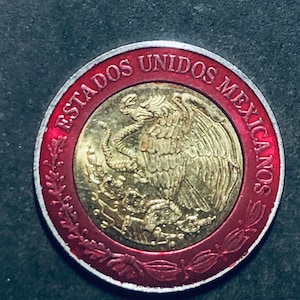 Hand painted Mexican 1 peso coin! 2018 red boarder