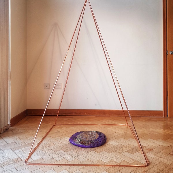 UK hand made Copper Meditation Pyramid - Full Body (Nubian - Medium Size)