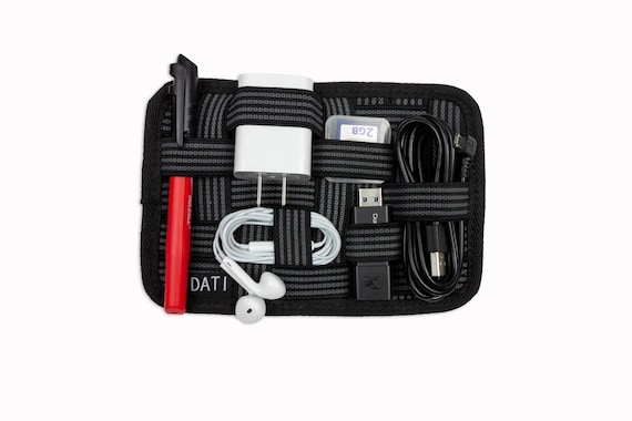 PEAK■Dual-tech Messenger Sling Bag■送料込 Messenger bags | TECHWEAR STORM™
