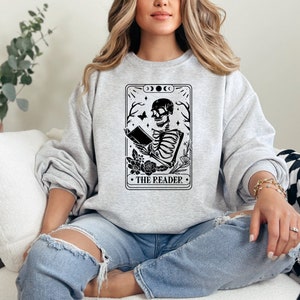 Die Leser-Tarot-Karte, Buch-Sweatshirt, Buchliebhaber, Lesegeschenke, Liebeslesen, Leseratten-Sweatshirt, Bücherwurm-Sweatshirt, Bücherwurm-Sweatshirt