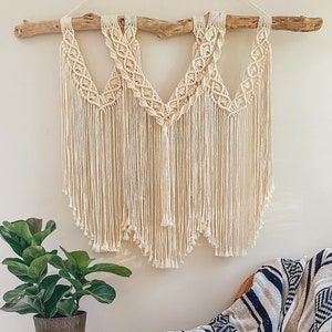 Macrame wall hanging - Driftwood macrame wall hanging - Wall decor - Wall art - Boho style decor - Neutral boho decor - Fiber art