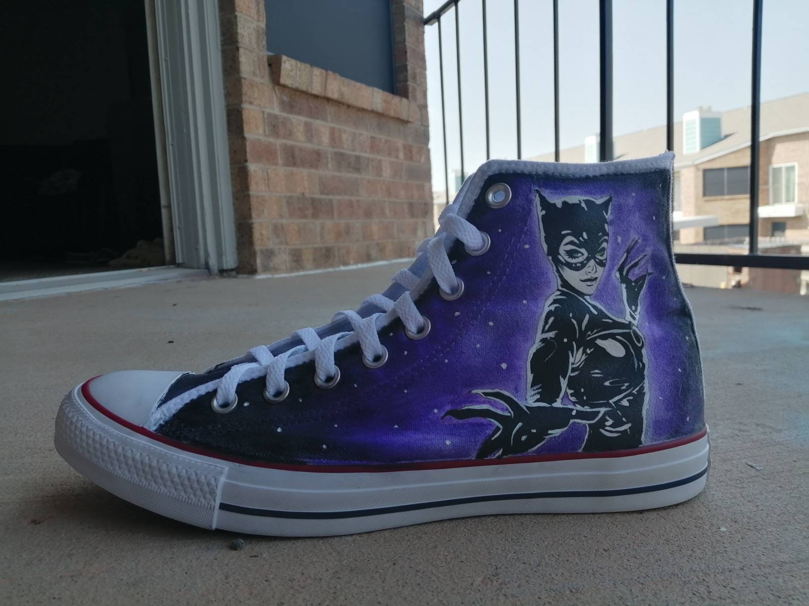converse comic shoes