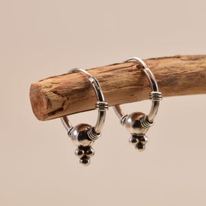 Sterling silver hoop, Bali style, ethnic, men, women, unisex, tribal earrings earrings boho with silver balls