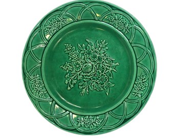 Bordallo Pinheiro Green Ceramic Salad Plate Floral Design 8-1/2”