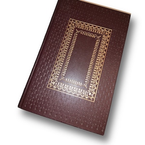 Defoe Robinson Crusoe by Daniel Defoe International Collectors Edition Vintage Book 1950s Leather Book