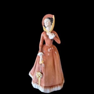 Royal Doulton Figurine Julia Vintage c. 1974 Discontinued & Limited Edition