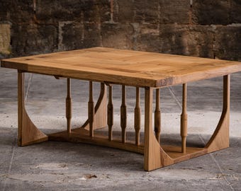 Eikenhouten tafel, Rechthoekige tafel, Rechthoekige salontafel, Salontafel van massief hout, Woonkamertafel in mid-century modern design, Hedendaagse tafel