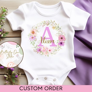 Png, download digital do nome da letra floral, design de body para bebê Png, pedido personalizado, personalizado, nome floral para meninas. Arquivo Digital, Sublimação