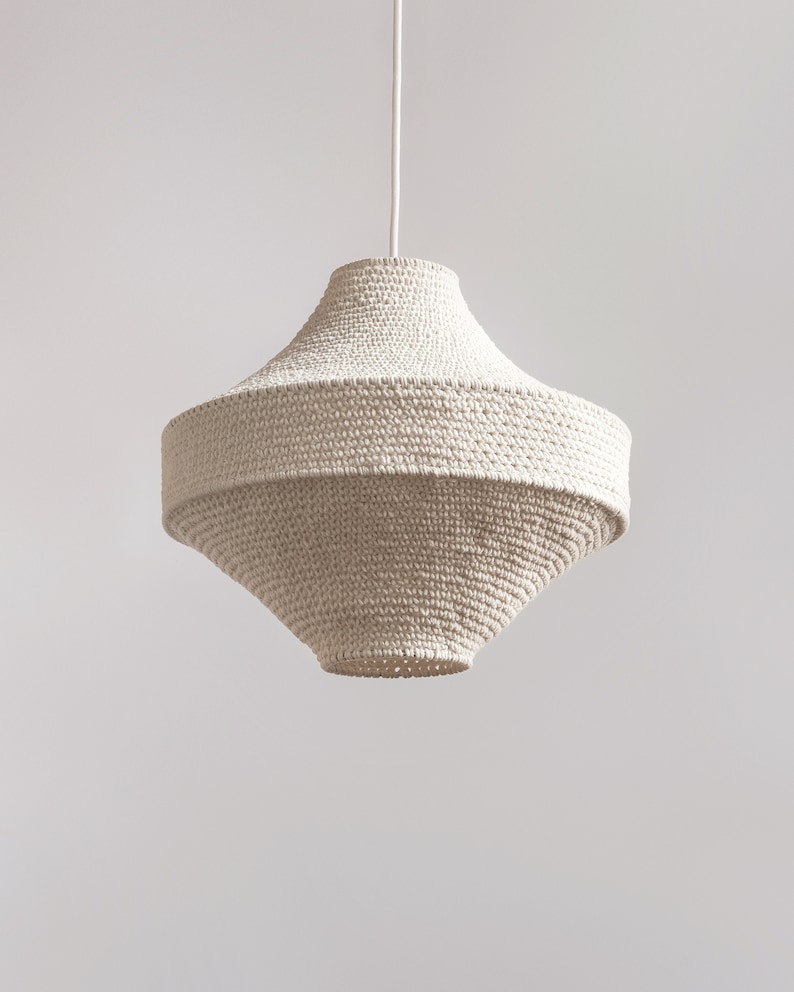 Lámpara colgante OVRUCH / Sombra de luz decorativa Japandi, Luz colgante minimalista nórdica, Lámpara de suspensión moderna, Iluminación para el hogar Wabi-Sabi imagen 1