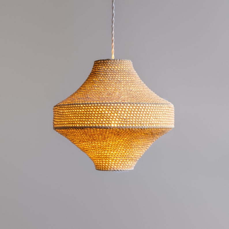 Lámpara colgante OVRUCH / Sombra de luz decorativa Japandi, Luz colgante minimalista nórdica, Lámpara de suspensión moderna, Iluminación para el hogar Wabi-Sabi imagen 6