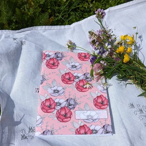 Notebook / Notebook, floral and rabbit pattern in watercolor